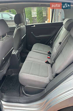 Хэтчбек Volkswagen Golf Plus 2005 в 