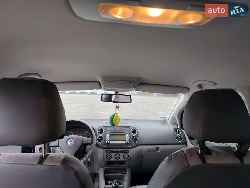 Хэтчбек Volkswagen Golf Plus 2006 в Хмельнике фото 2 Хэтчбек Volkswagen Golf Plus 2006 в Хмельнике