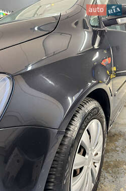 Хэтчбек Volkswagen Golf Plus 2006 в 