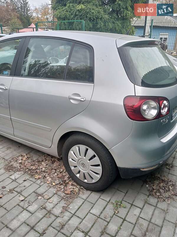 Хэтчбек Volkswagen Golf Plus 2008 в Александрие