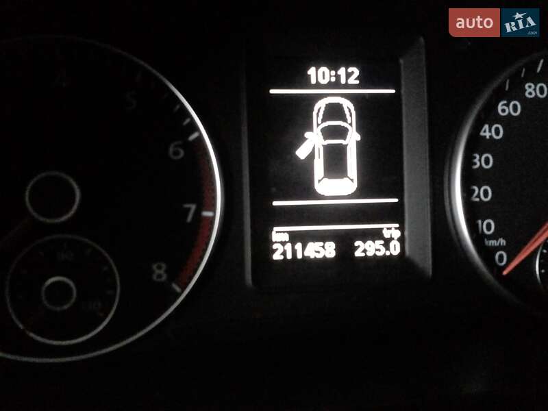 Хэтчбек Volkswagen Golf Plus 2009 в Ровно фото 5 Хэтчбек Volkswagen Golf Plus 2009 в Ровно