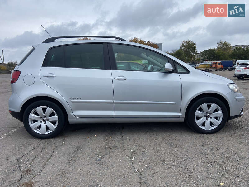 Хэтчбек Volkswagen Golf Plus 2009 в Ровно фото 7 Хэтчбек Volkswagen Golf Plus 2009 в Ровно