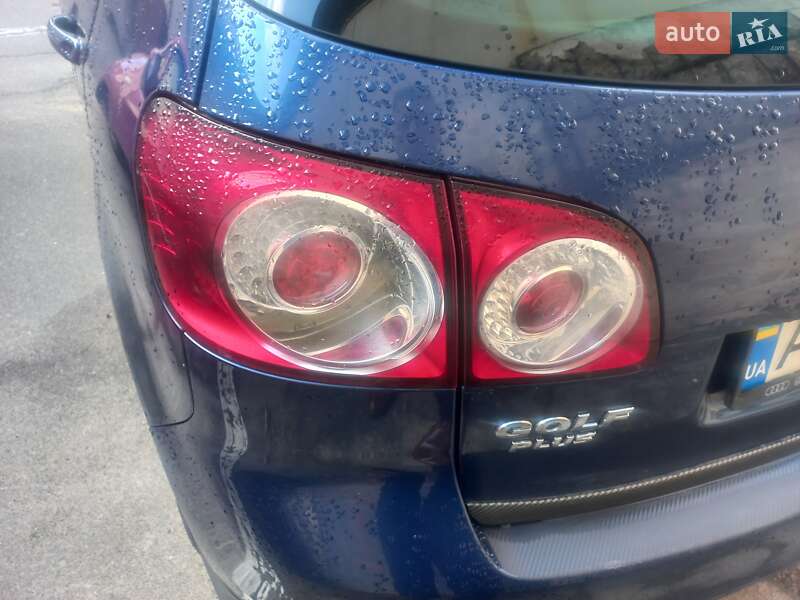 Хэтчбек Volkswagen Golf Plus 2010 в Киеве фото 10 Хэтчбек Volkswagen Golf Plus 2010 в Киеве