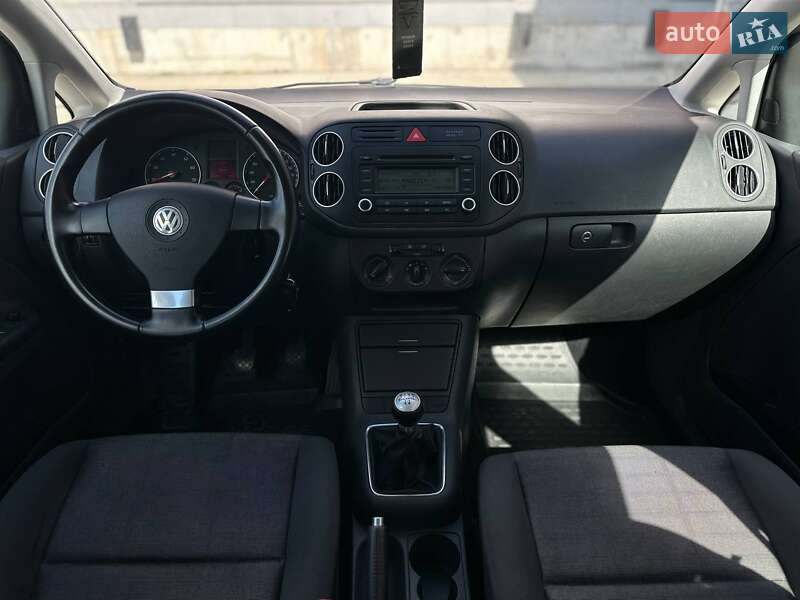Хэтчбек Volkswagen Golf Plus 2006 в Киеве