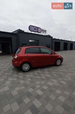 Хэтчбек Volkswagen Golf Plus 2009 в 