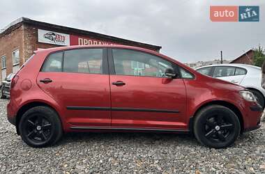 Хэтчбек Volkswagen Golf Plus 2008 в 