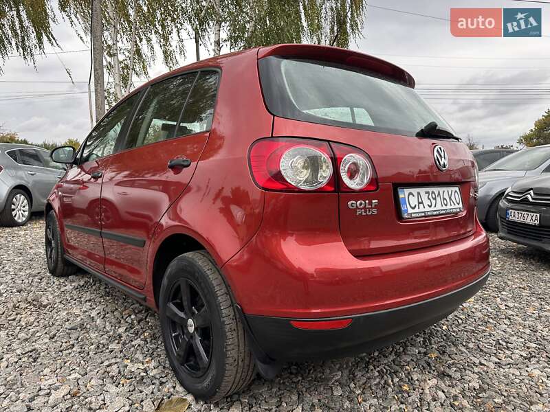 Хетчбек Volkswagen Golf Plus 2008 в Смілі