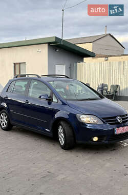 Хэтчбек Volkswagen Golf Plus 2008 в 