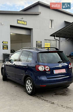 Хэтчбек Volkswagen Golf Plus 2008 в 