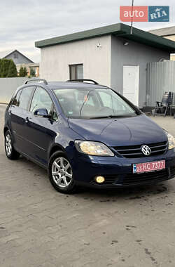 Хэтчбек Volkswagen Golf Plus 2008 в 