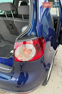 Хэтчбек Volkswagen Golf Plus 2008 в 