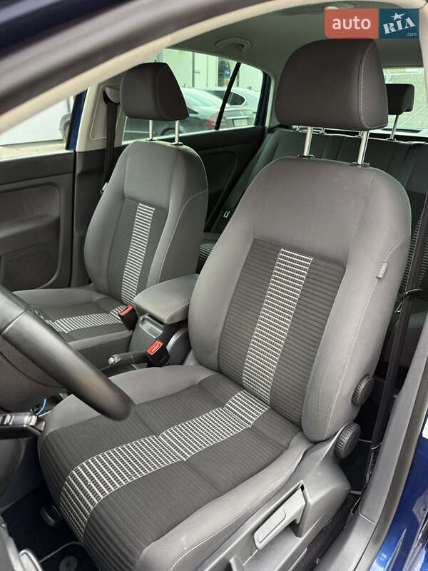 Хэтчбек Volkswagen Golf Plus 2008 в Луцке фото 35 Хэтчбек Volkswagen Golf Plus 2008 в Луцке