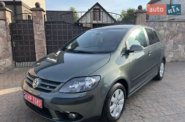 Хэтчбек Volkswagen Golf Plus 2007 в Ровно