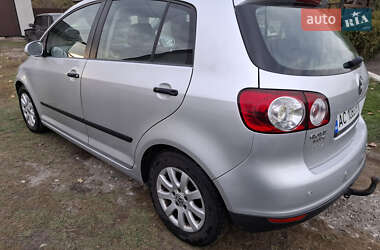 Хэтчбек Volkswagen Golf Plus 2008 в 