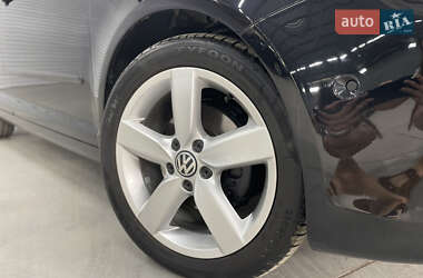 Хэтчбек Volkswagen Golf Plus 2011 в 