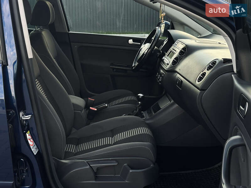 Хэтчбек Volkswagen Golf Plus 2008 в Львове фото 50 Хэтчбек Volkswagen Golf Plus 2008 в Львове