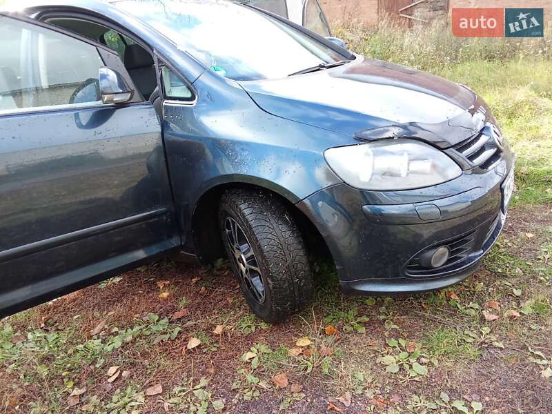 Хетчбек Volkswagen Golf Plus 2008 в Звягелі