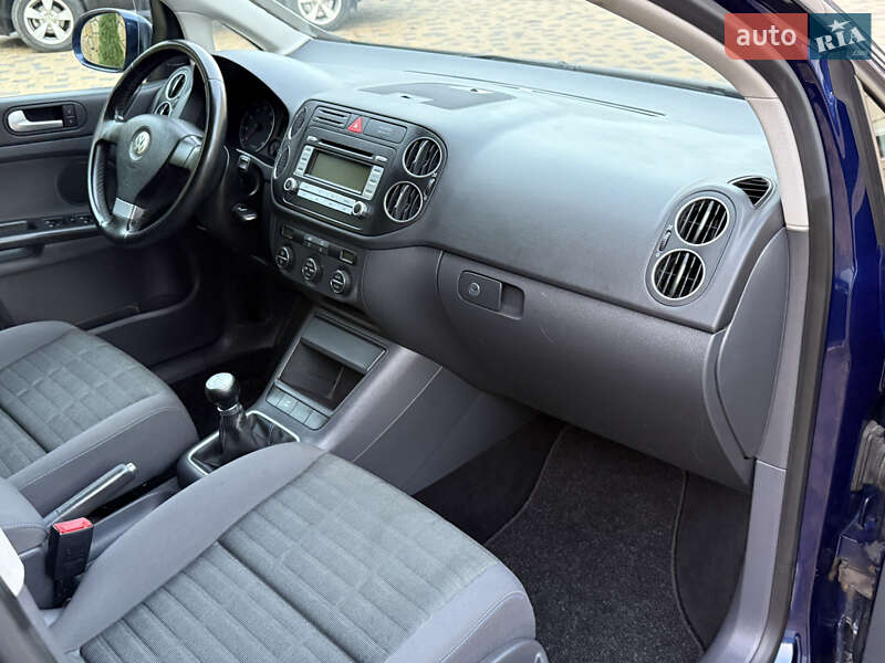 Хэтчбек Volkswagen Golf Plus 2007 в Могилев-Подольске фото 72 Хэтчбек Volkswagen Golf Plus 2007 в Могилев-Подольске