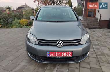 Хэтчбек Volkswagen Golf Plus 2010 в 