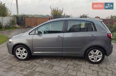 Хэтчбек Volkswagen Golf Plus 2010 в 