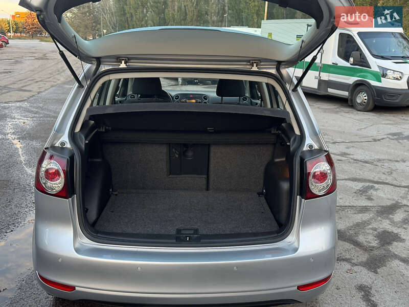 Хэтчбек Volkswagen Golf Plus 2009 в Полтаве