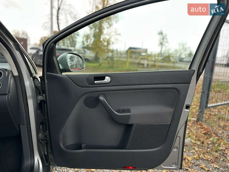 Хэтчбек Volkswagen Golf Plus 2005 в Виннице