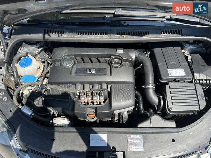 Хэтчбек Volkswagen Golf Plus 2005 в Виннице