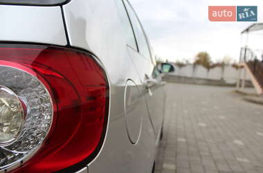 Хетчбек Volkswagen Golf Plus 2008 в  фото 40 Хетчбек Volkswagen Golf Plus 2008 в