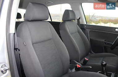 Хетчбек Volkswagen Golf Plus 2008 в  фото 102 Хетчбек Volkswagen Golf Plus 2008 в