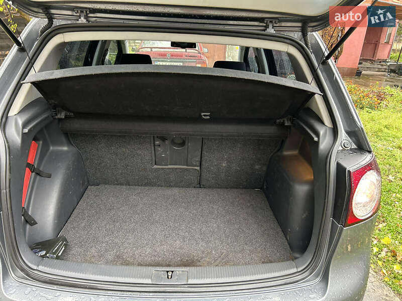 Хэтчбек Volkswagen Golf Plus 2005 в Киеве фото 8 Хэтчбек Volkswagen Golf Plus 2005 в Киеве