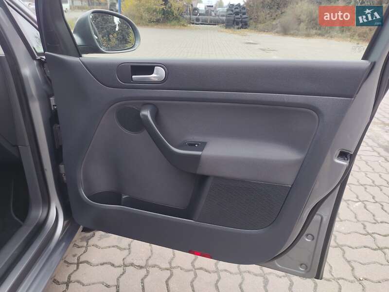 Хэтчбек Volkswagen Golf Plus 2009 в Киеве фото 18 Хэтчбек Volkswagen Golf Plus 2009 в Киеве