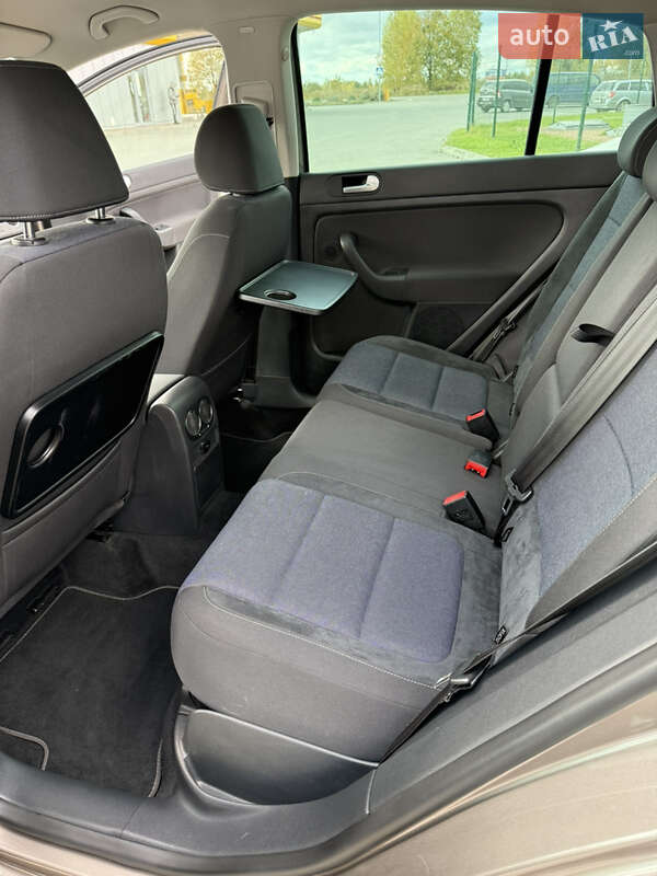 Хэтчбек Volkswagen Golf Plus 2012 в Луцке фото 15 Хэтчбек Volkswagen Golf Plus 2012 в Луцке