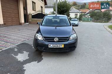 Хетчбек Volkswagen Golf Plus 2005 в Сваляві