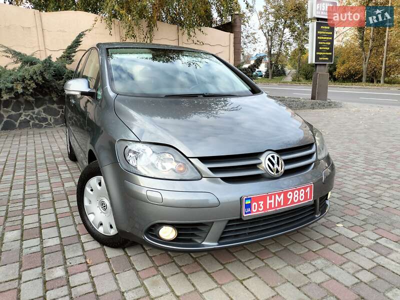 Хэтчбек Volkswagen Golf Plus 2007 в Ровно