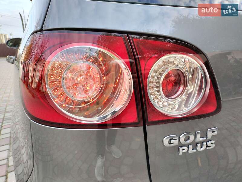Хэтчбек Volkswagen Golf Plus 2007 в Ровно