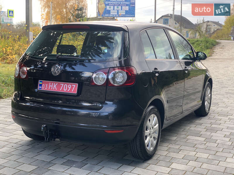 Хетчбек Volkswagen Golf Plus 2005 в Старокостянтинові