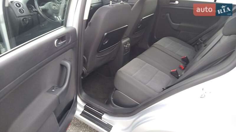 Хэтчбек Volkswagen Golf Plus 2010 в Киеве фото 13 Хэтчбек Volkswagen Golf Plus 2010 в Киеве