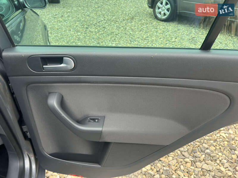 Хэтчбек Volkswagen Golf Plus 2007 в Коломые фото 27 Хэтчбек Volkswagen Golf Plus 2007 в Коломые