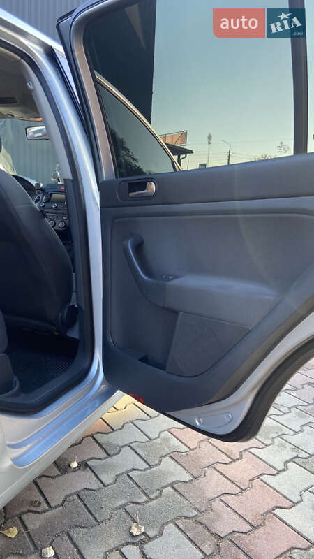 Хэтчбек Volkswagen Golf Plus 2006 в Киеве