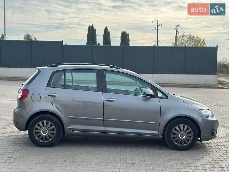 Хэтчбек Volkswagen Golf Plus 2010 в Луцке фото 5 Хэтчбек Volkswagen Golf Plus 2010 в Луцке