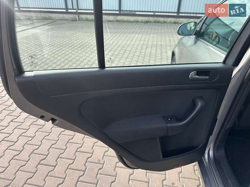 Хэтчбек Volkswagen Golf Plus 2010 в Луцке фото 18 Хэтчбек Volkswagen Golf Plus 2010 в Луцке