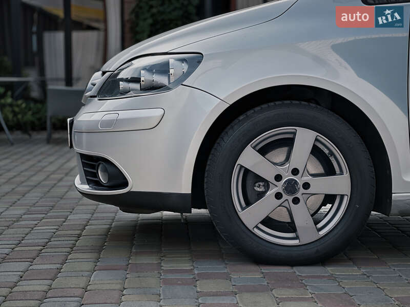 Хэтчбек Volkswagen Golf Plus 2006 в Костополе фото 5 Хэтчбек Volkswagen Golf Plus 2006 в Костополе