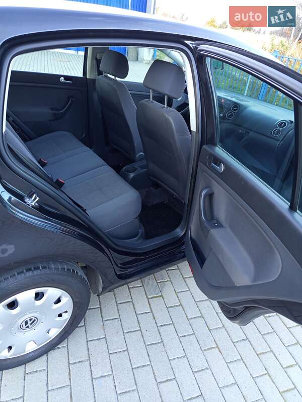 Хэтчбек Volkswagen Golf Plus 2005 в Дрогобыче фото 46 Хэтчбек Volkswagen Golf Plus 2005 в Дрогобыче