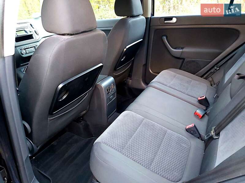 Хэтчбек Volkswagen Golf Plus 2010 в Калуше фото 22 Хэтчбек Volkswagen Golf Plus 2010 в Калуше
