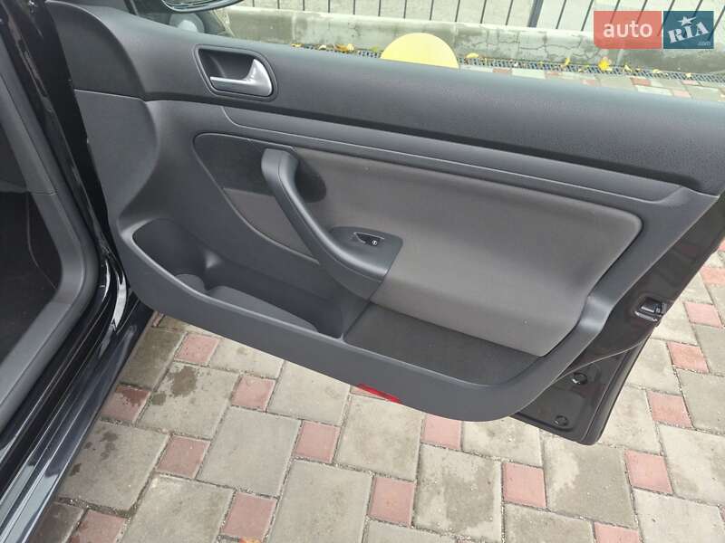 Хэтчбек Volkswagen Golf Plus 2008 в Запорожье фото 19 Хэтчбек Volkswagen Golf Plus 2008 в Запорожье
