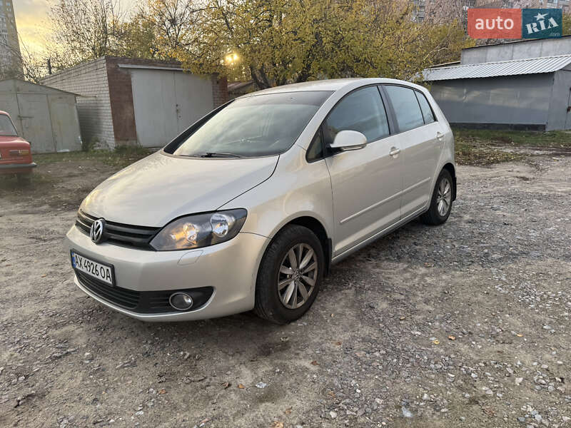 Хэтчбек Volkswagen Golf Plus 2011 в Харькове