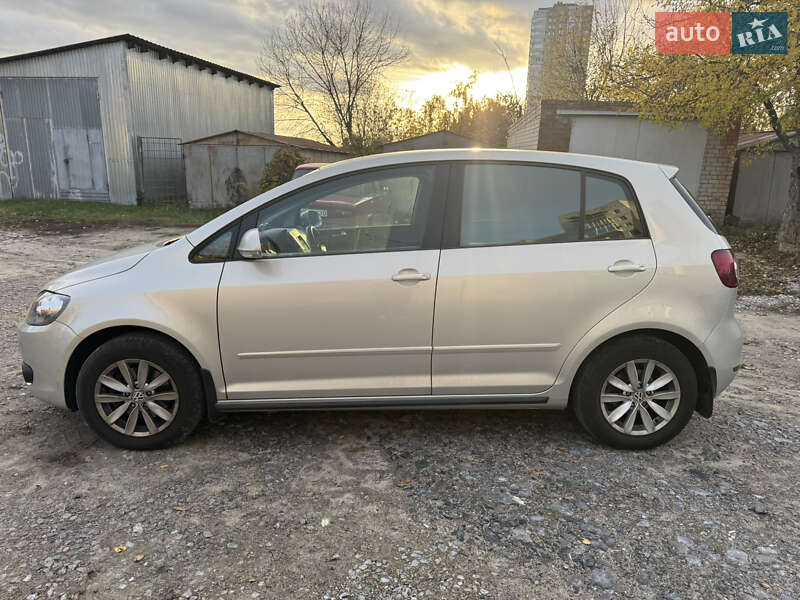 Хэтчбек Volkswagen Golf Plus 2011 в Харькове