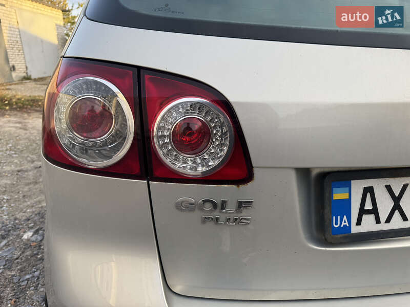 Хэтчбек Volkswagen Golf Plus 2011 в Харькове