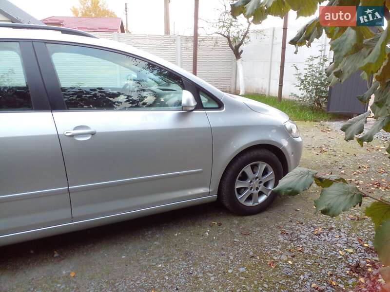 Хэтчбек Volkswagen Golf Plus 2009 в Ровно фото 11 Хэтчбек Volkswagen Golf Plus 2009 в Ровно