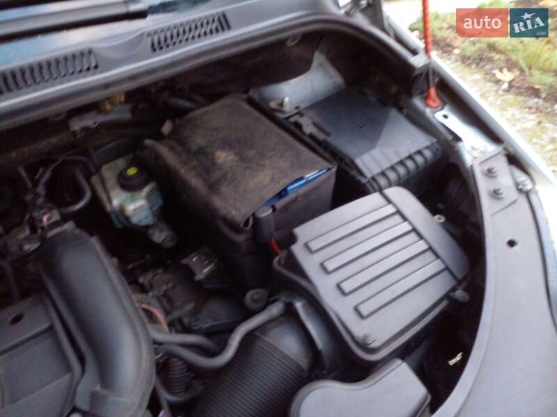 Хэтчбек Volkswagen Golf Plus 2009 в Ровно фото 13 Хэтчбек Volkswagen Golf Plus 2009 в Ровно